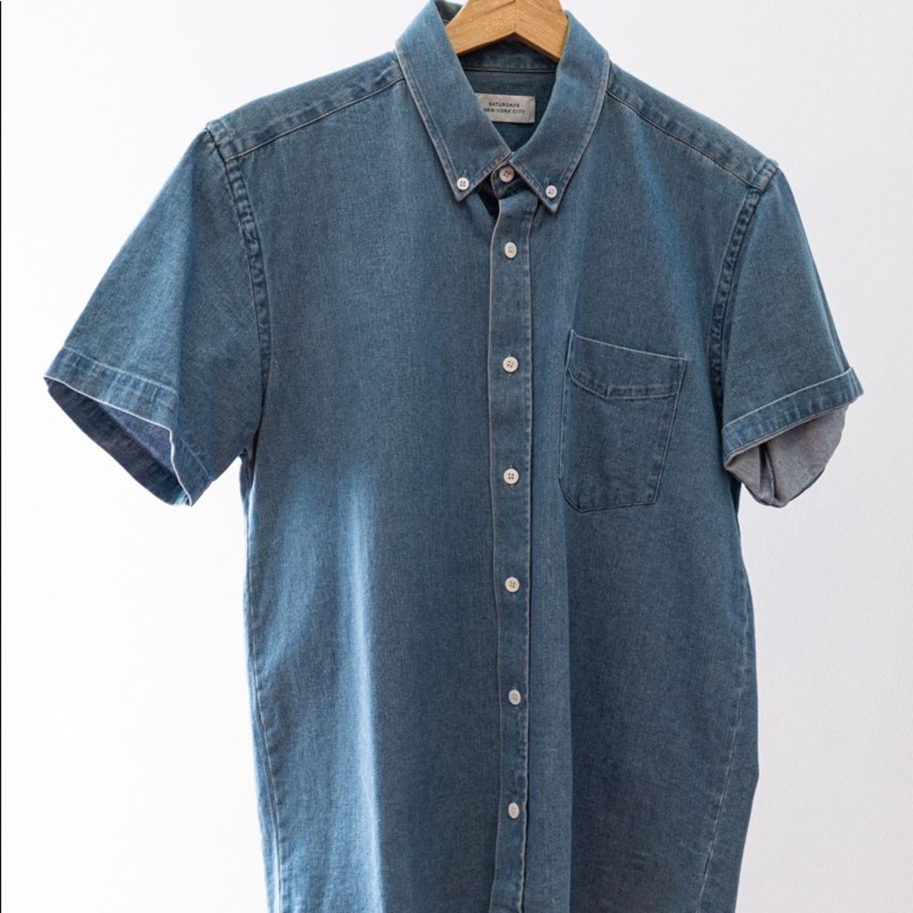Saturday’s short sleeve denim shirt